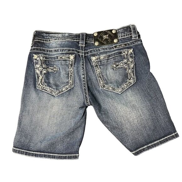 Miss Me Mid Rise Embellished Denim Shorts JP55380 - Picture 1 of 11